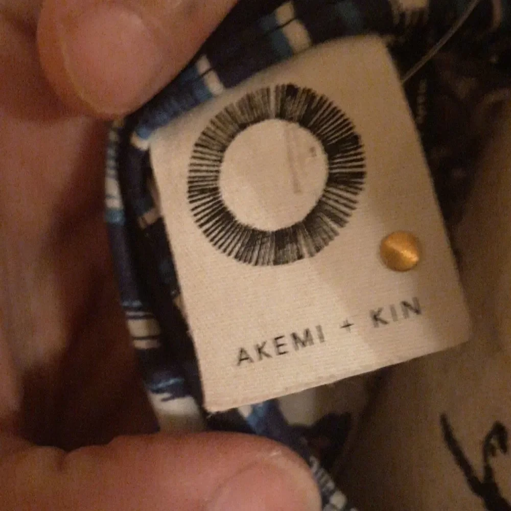 ANTHRO AKEMI & KIN NAVY BLUE BOHO SLEEVELESS TOP M - Picture 3 of 4